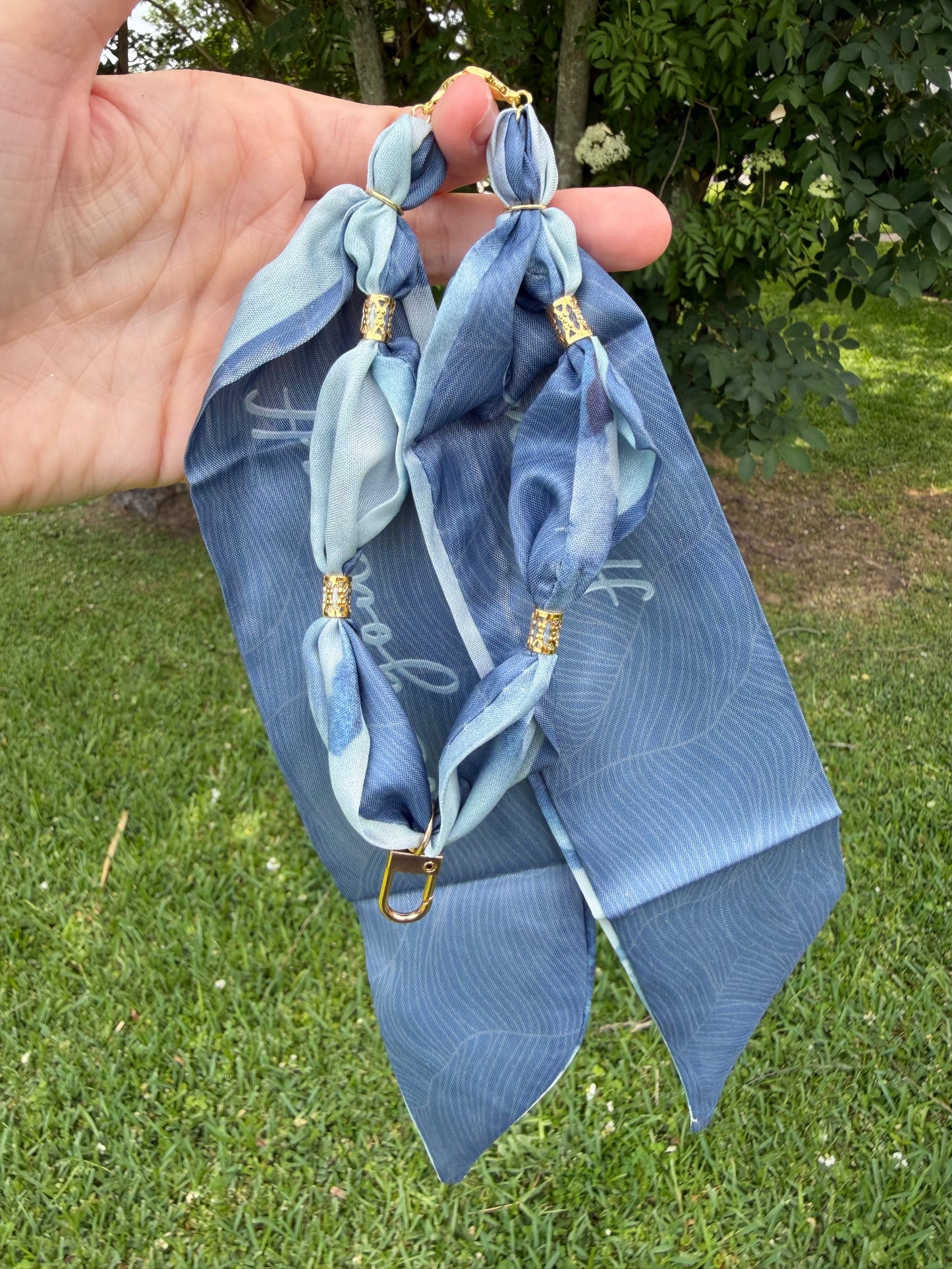 Freshie Scarf Holder