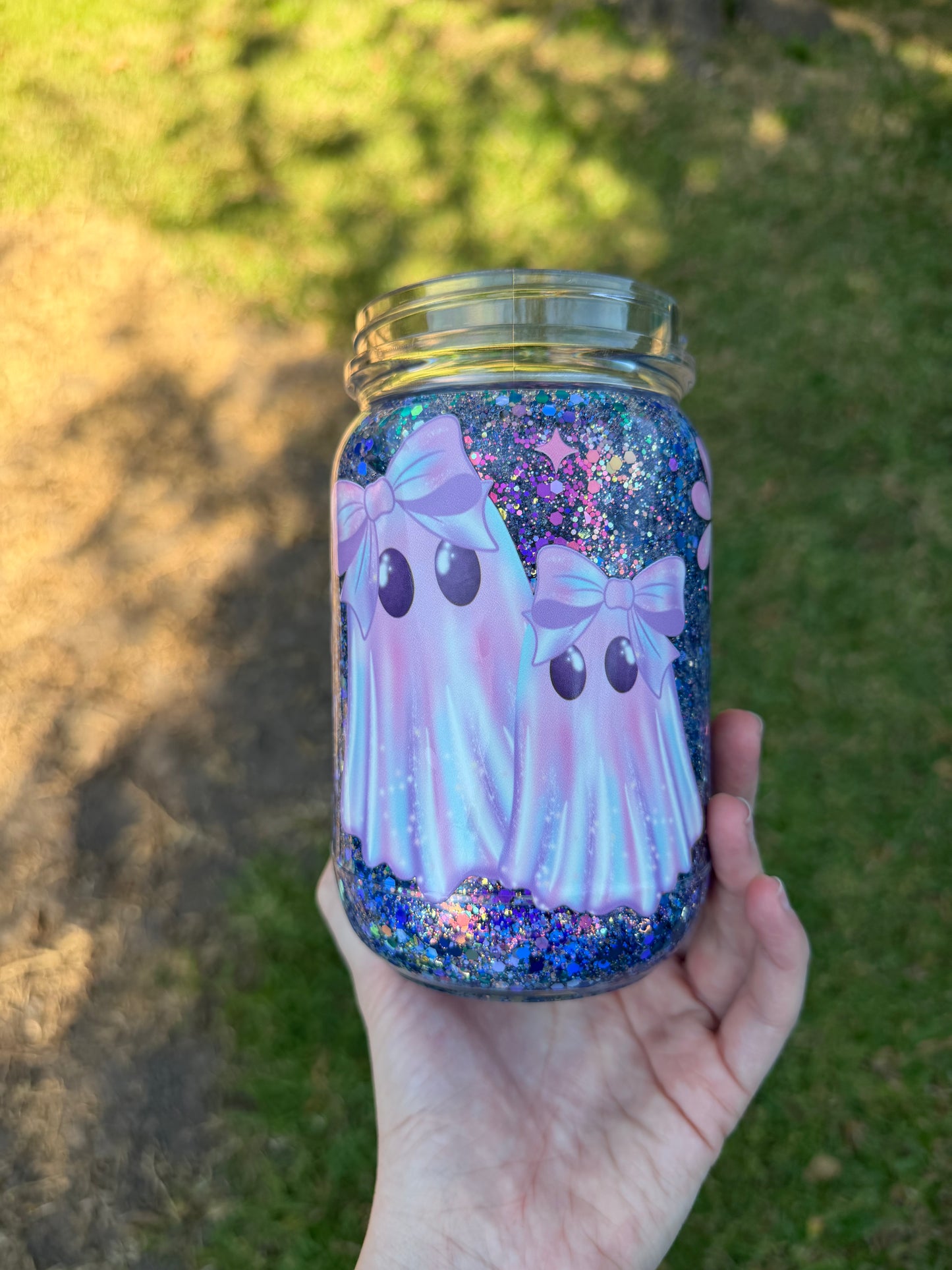20oz Mug Holo Ghosts