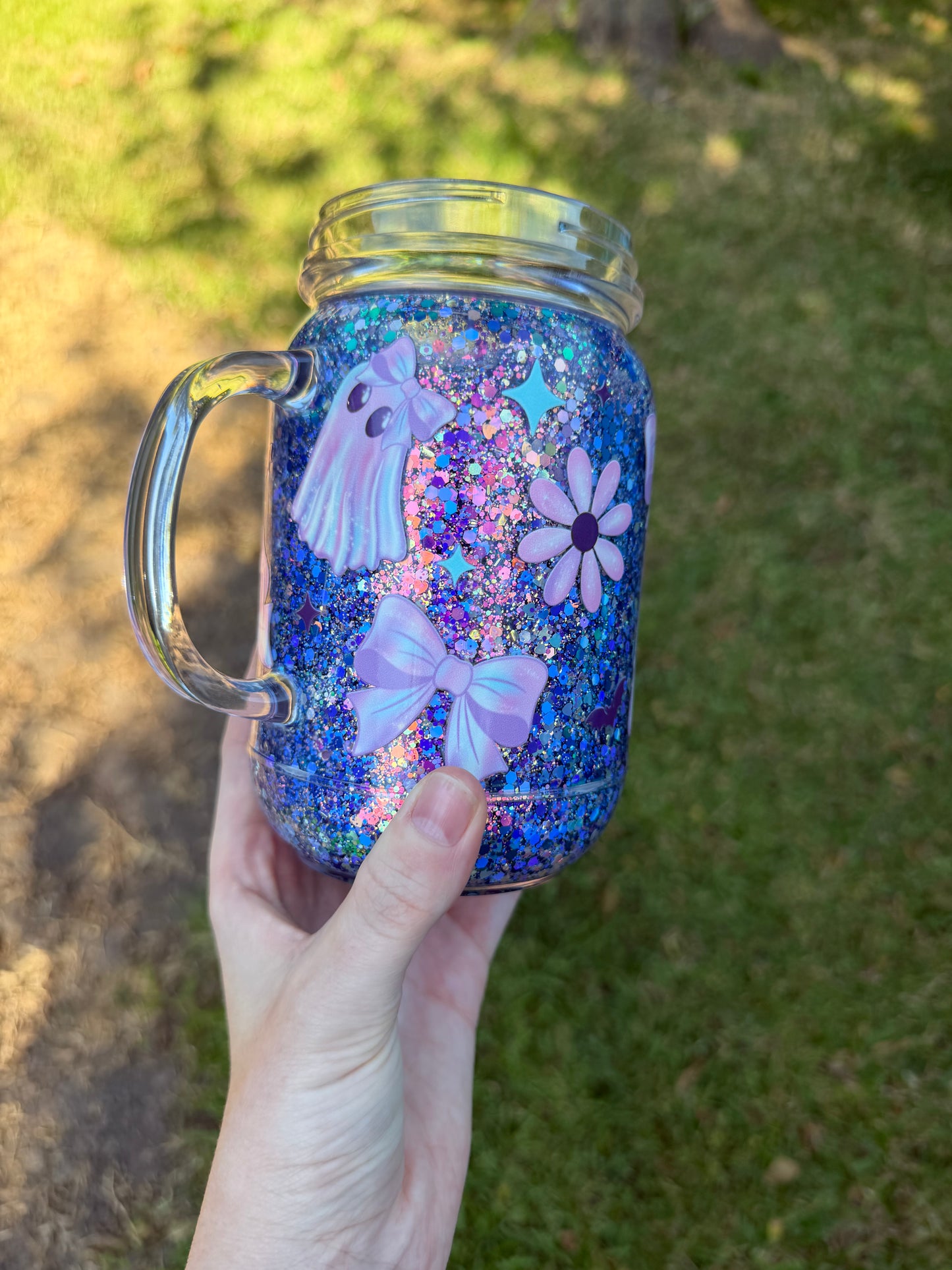 20oz Mug Holo Ghosts