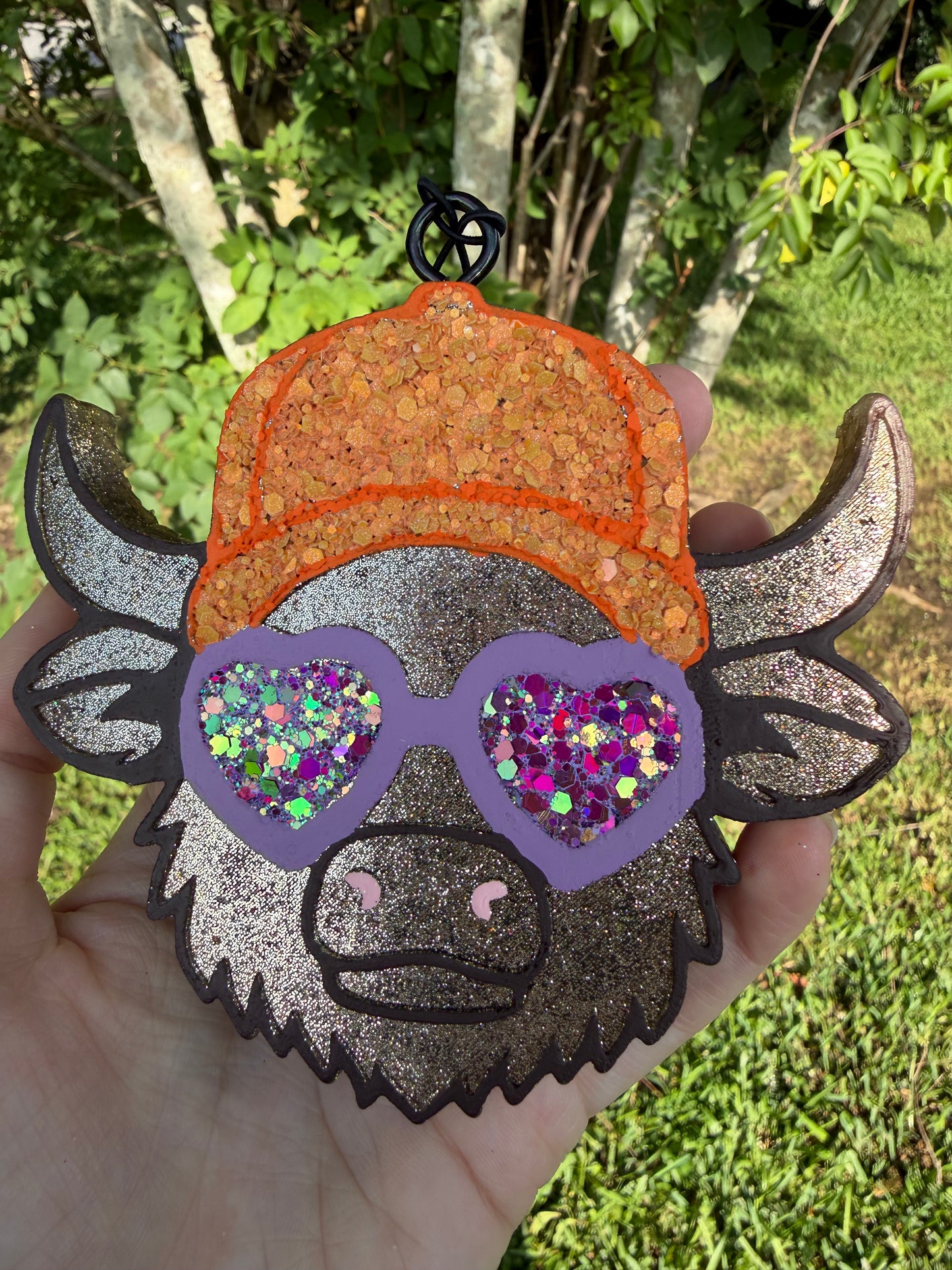 Heart Glasses Cow (Undecorated)